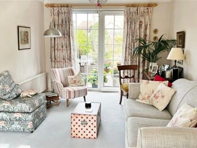 sitting room, garden end.jpg